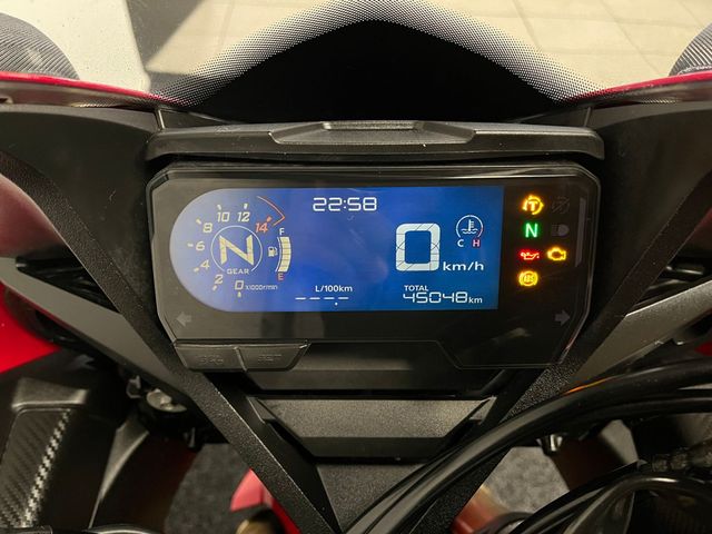 honda - cbr-650-r