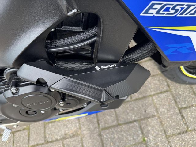 suzuki - gsx-s-950