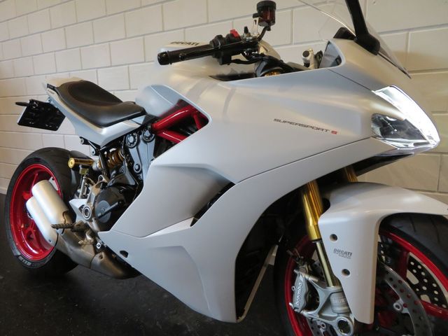 ducati - supersport-s