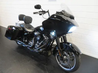 HARLEY-DAVIDSON ROAD GLIDE – foto 2