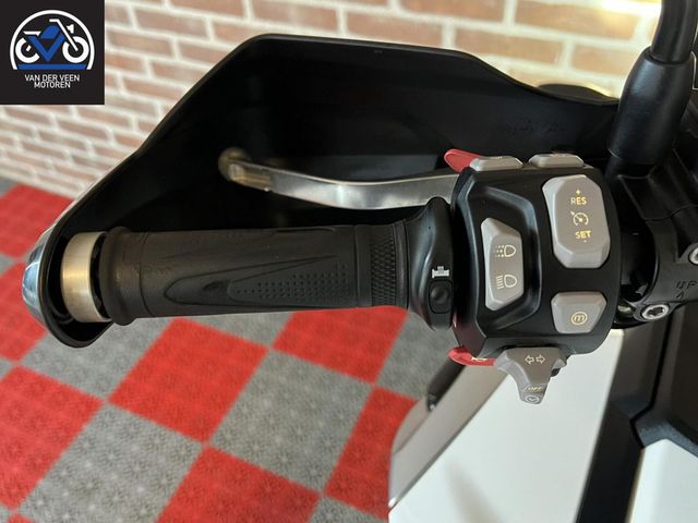 triumph - tiger-explorer-xca