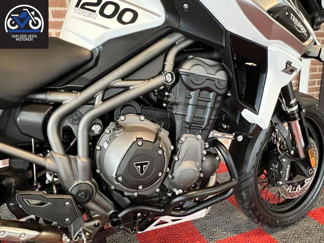 triumph - tiger-explorer-xca