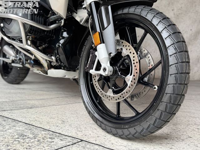 bmw - r-1250-gs-triple-black