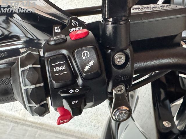 bmw - r-1250-gs-triple-black