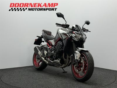 KAWASAKI Z900 – foto 3