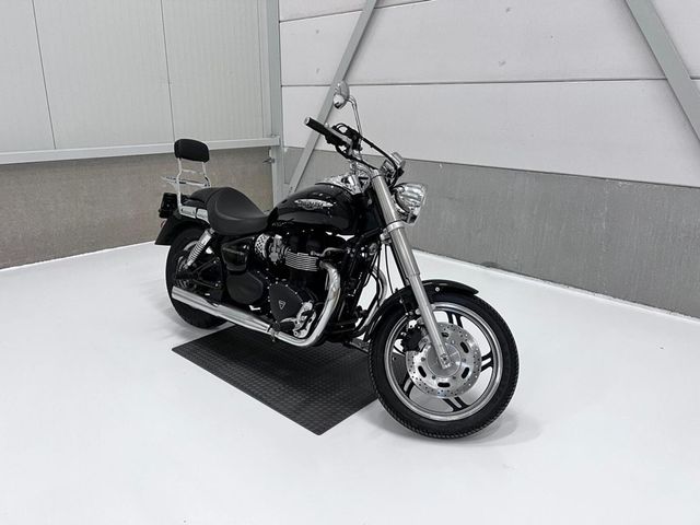 triumph - speedmaster