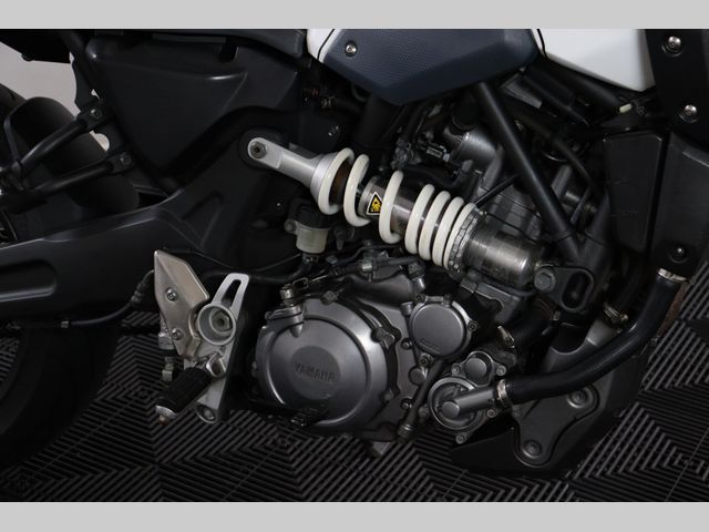 yamaha - mt-03