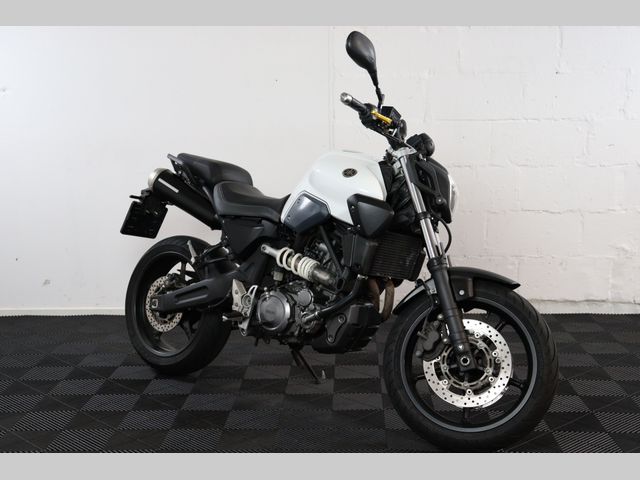 yamaha - mt-03