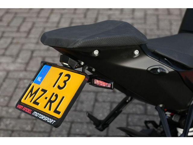 ktm - 1390-super-duke-r-evo