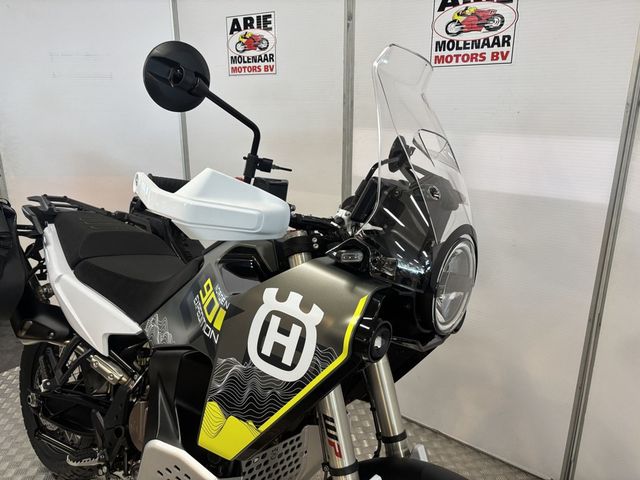 husqvarna - norden-901-expedition