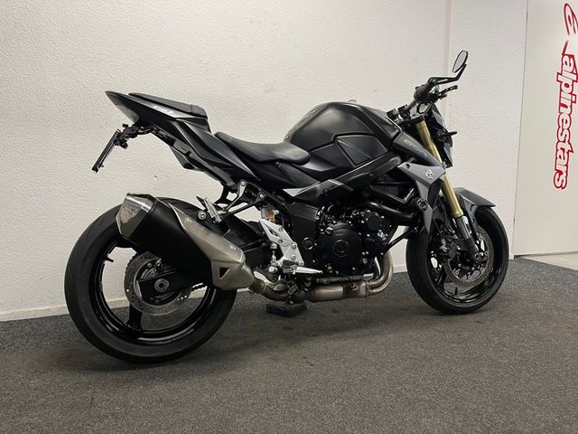 suzuki - gsr-750