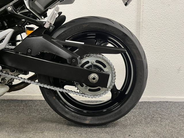 suzuki - gsr-750
