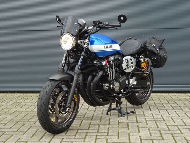 yamaha - xjr-1300