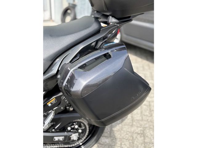 kawasaki - versys-1000-se-grand-tourer