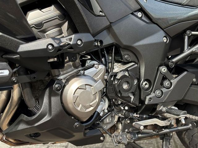 kawasaki - versys-1000-se-grand-tourer