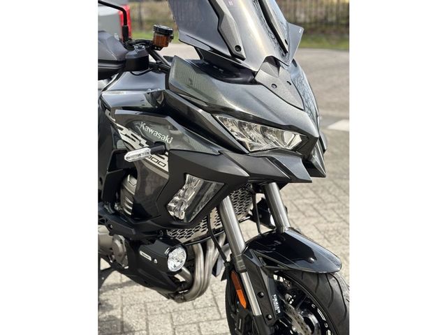 kawasaki - versys-1000-se-grand-tourer