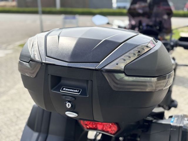 kawasaki - versys-1000-se-grand-tourer