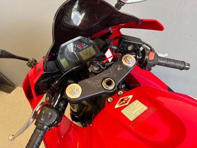 honda - cbr-600-rr