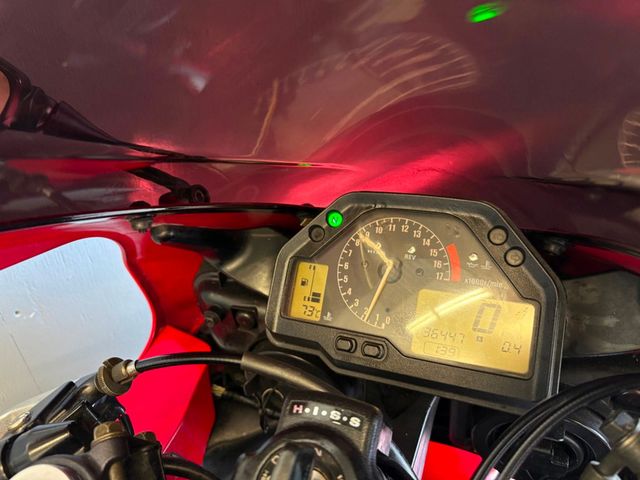 honda - cbr-600-rr