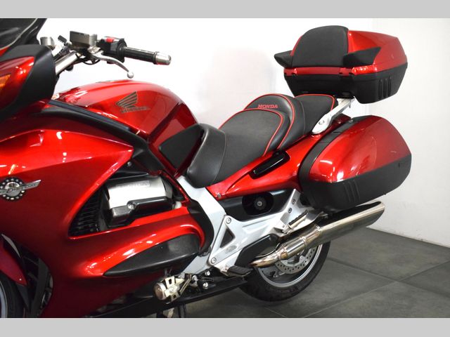 honda - st-1300-pan-european