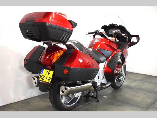 honda - st-1300-pan-european
