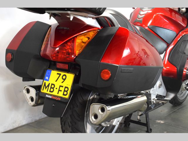 honda - st-1300-pan-european