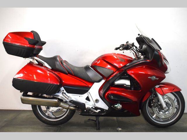 honda - st-1300-pan-european