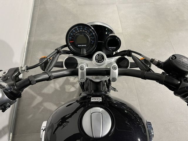 royal-enfield - super-meteor-650