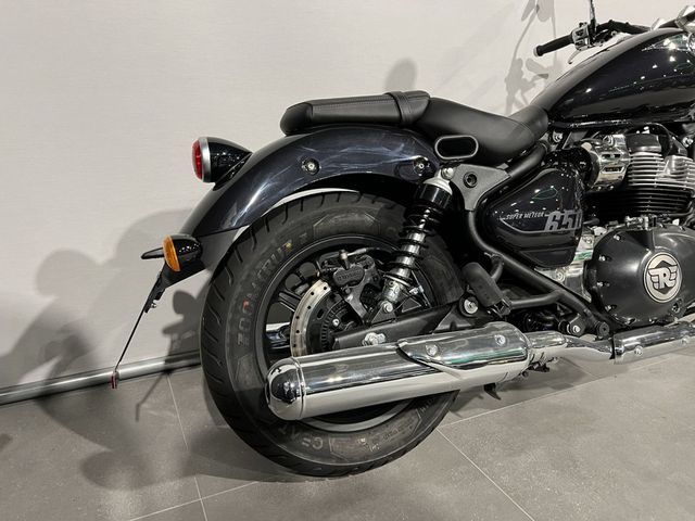 royal-enfield - super-meteor-650