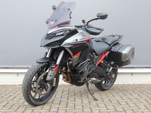 ducati - multistrada-v4-s