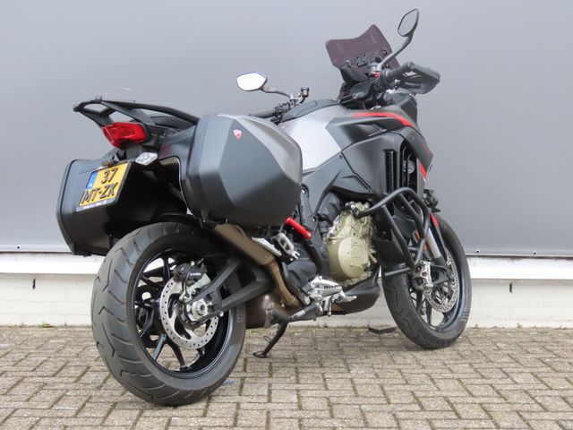 ducati - multistrada-v4-s