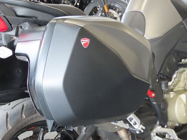 ducati - multistrada-v4-s