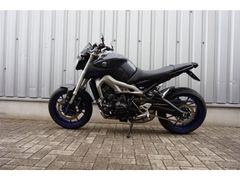 YAMAHA MT 09