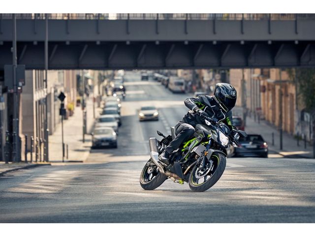 kawasaki - z125