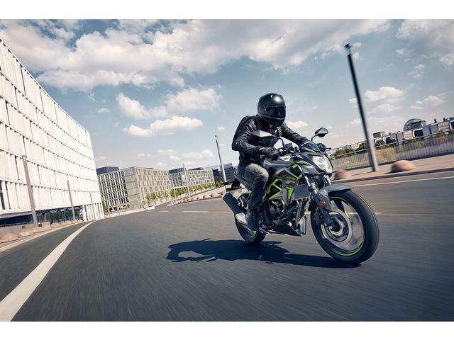 kawasaki - z125
