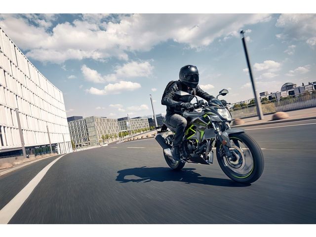 kawasaki - z125
