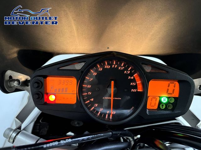 suzuki - gsr-600