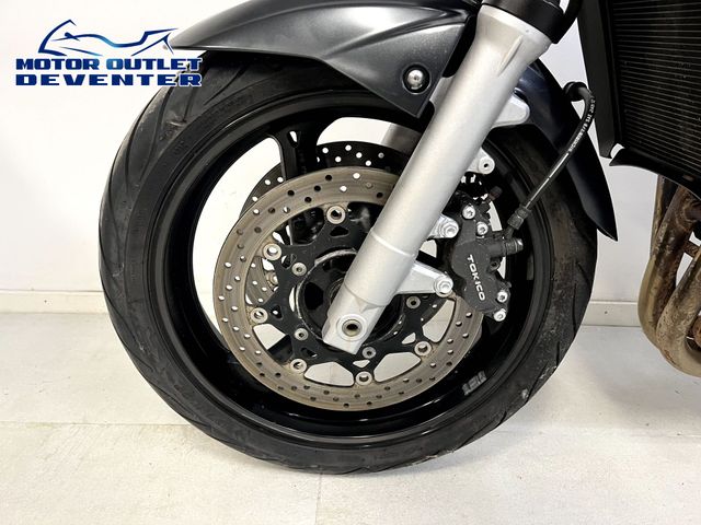 suzuki - gsr-600