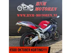 Honda CBR 900RR Fireblade 2000 occasion – foto 12 van 15