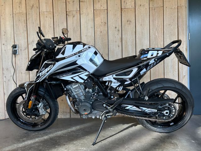 ktm - 790-duke