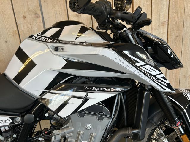 ktm - 790-duke