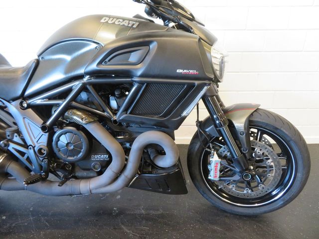 ducati - diavel-carbon