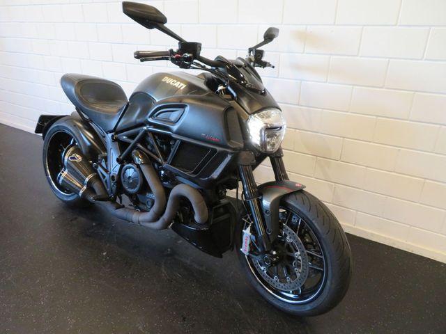 ducati - diavel-carbon