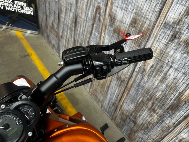 harley-davidson - v-rod-muscle-vrscf