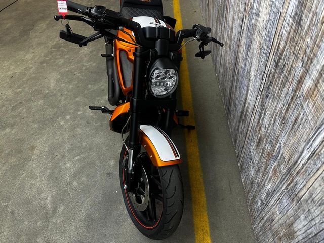 harley-davidson - v-rod-muscle-vrscf