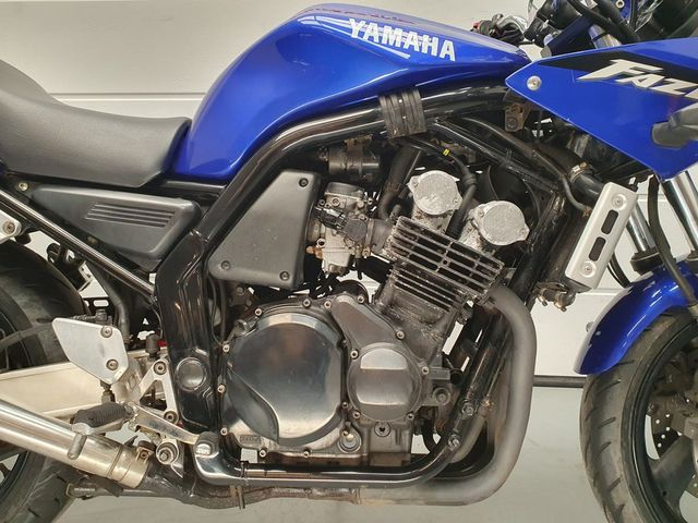 yamaha - fzs-600-fazer