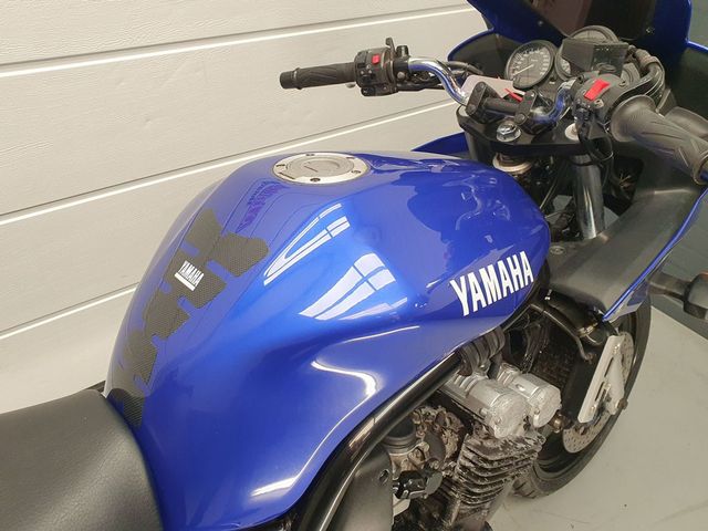 yamaha - fzs-600-fazer