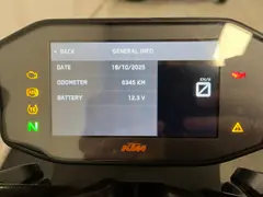 KTM 890 Duke GP 2022 occasion – foto 2 van 24