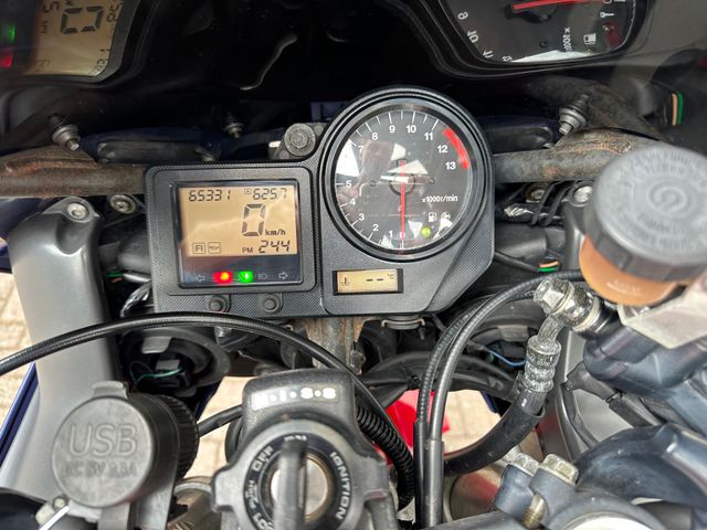 honda - cbr-900-rr-fireblade