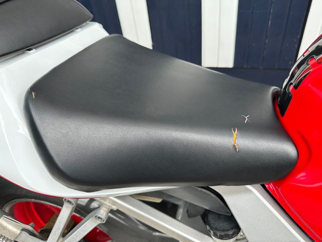 honda - cbr-900-rr-fireblade